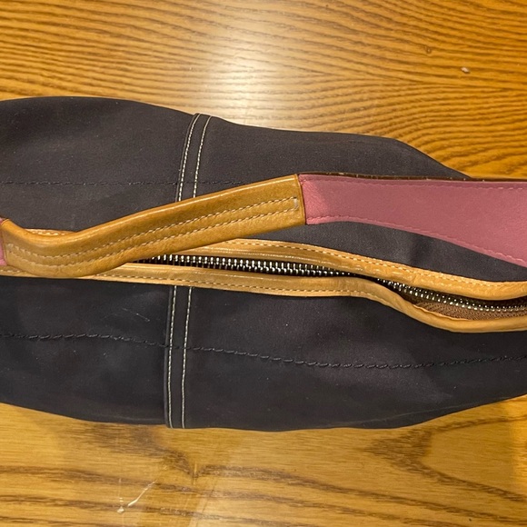 Vintage Coach Soho Hobo Shoulder Bag - Picture 4 of 12